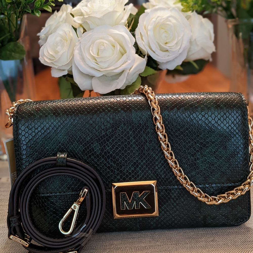 Michael kors crossbody bag